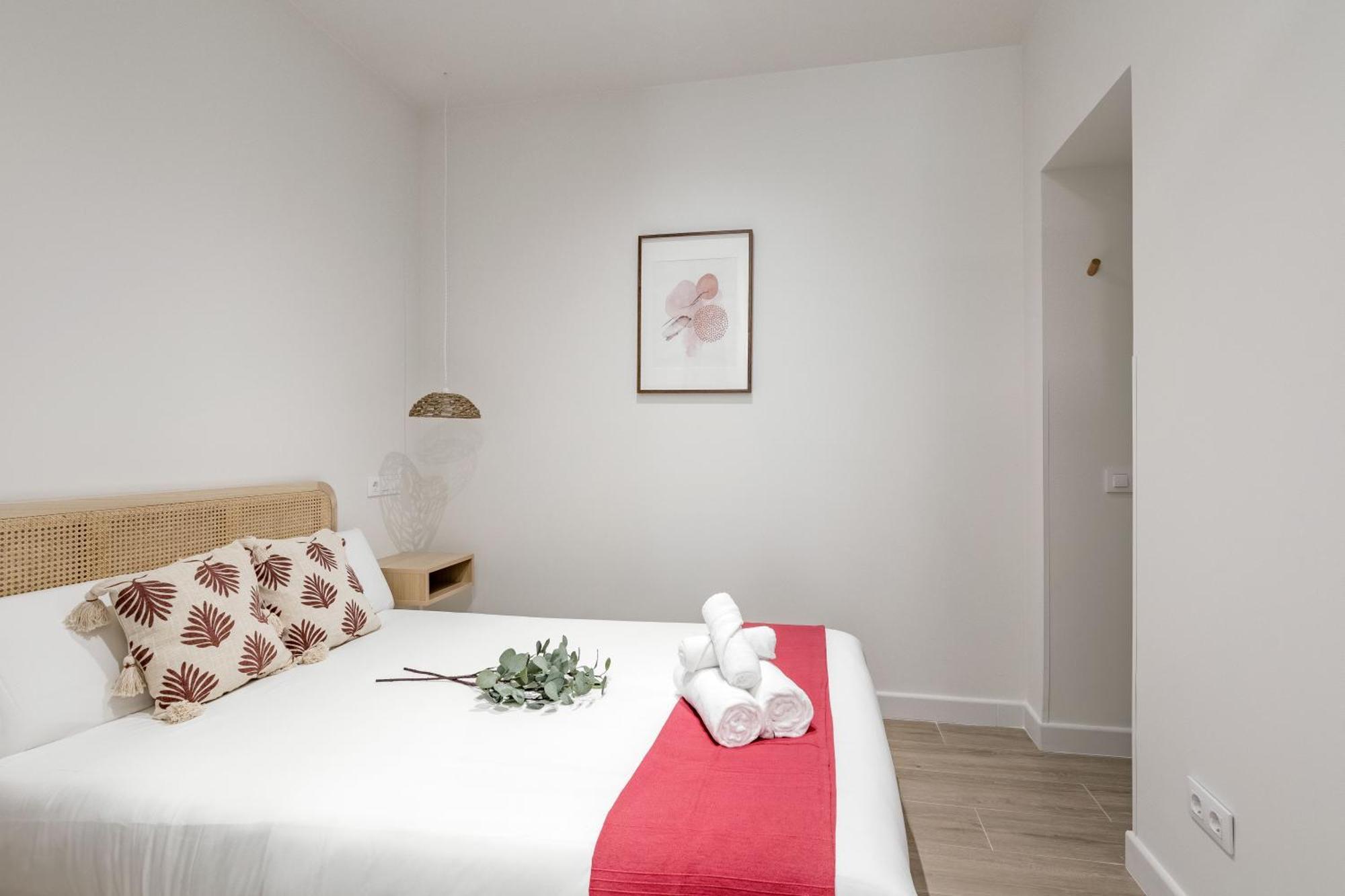 Charming Madrid Castilla - Estudios Y Apartamentos Renovados — Photos 1